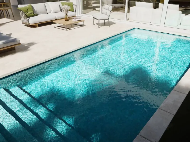 This project has already obtained a license, and construction is set to begin immediately. This exclusive luxury villa, located in the prestigious enclave of Valle Romano in Estepona, embodies the essence of modern design and sophistication in a privilege