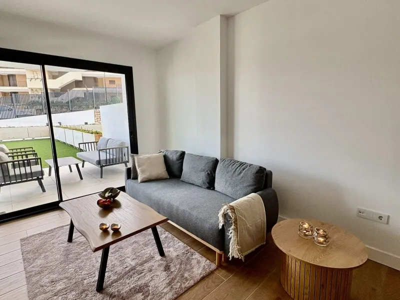 Brand new apartment in El Higueron.