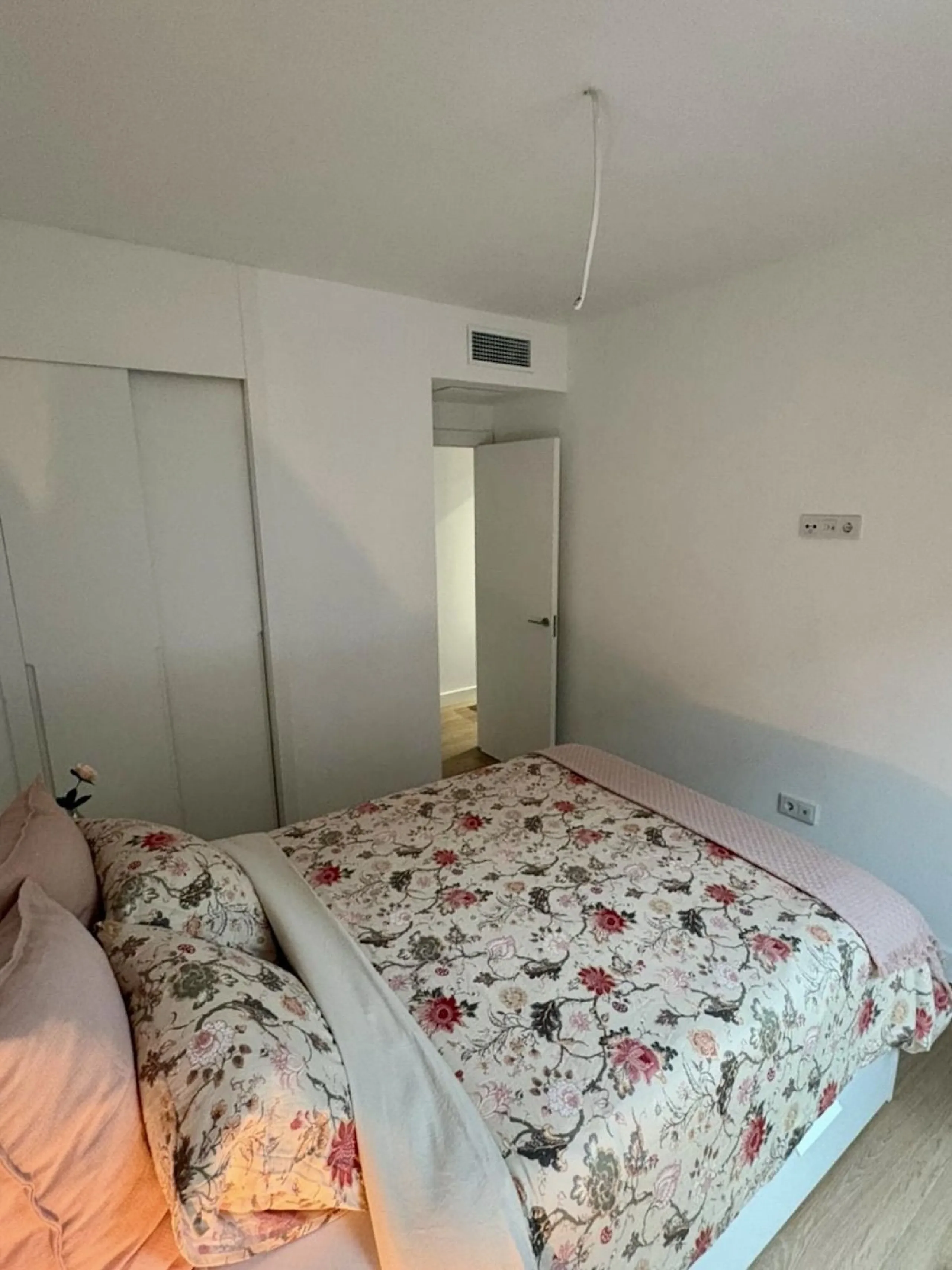 Brand new apartment in El Higueron.