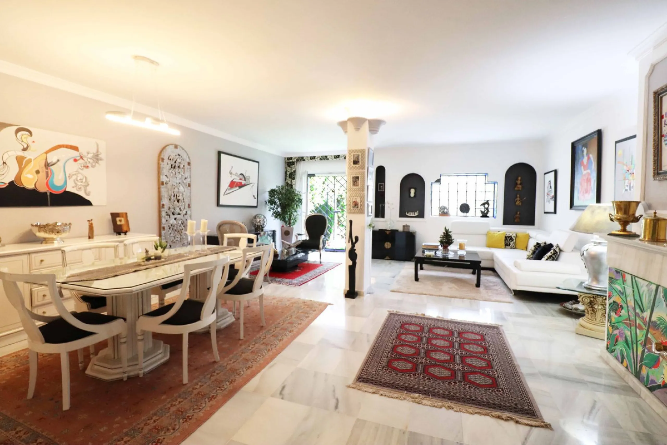 TOWNHOUSE FOR SALE IN ATALAYA | ESTEPONA