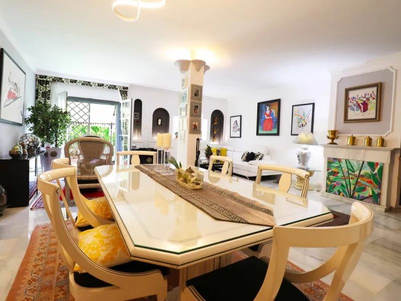 TOWNHOUSE FOR SALE IN ATALAYA | ESTEPONA