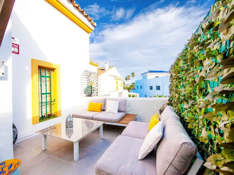 TOWNHOUSE FOR SALE IN ATALAYA | ESTEPONA