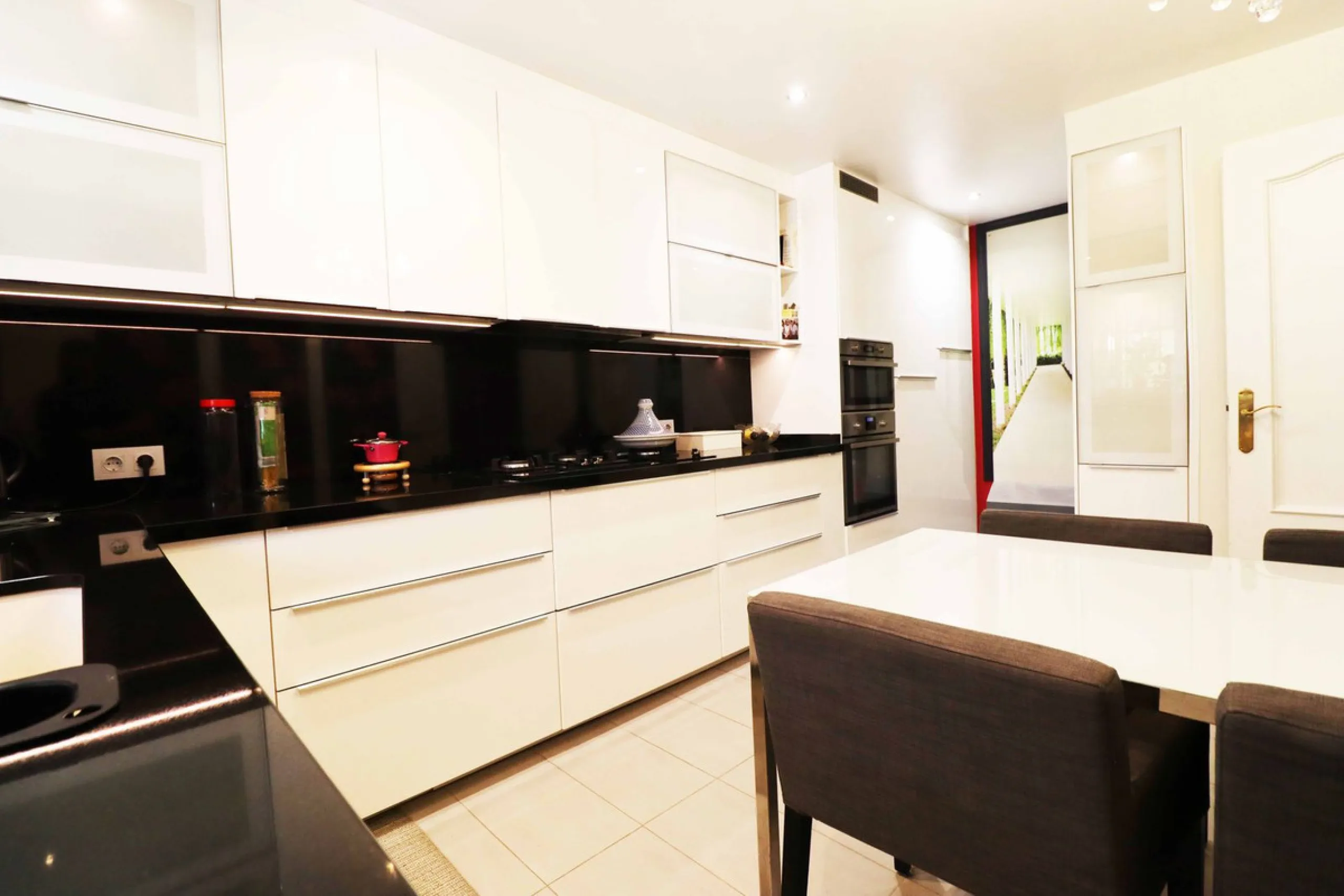 TOWNHOUSE FOR SALE IN ATALAYA | ESTEPONA