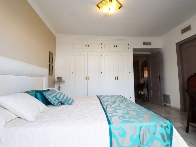 TOWNHOUSE FOR SALE IN ATALAYA | ESTEPONA