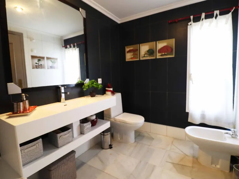 TOWNHOUSE FOR SALE IN ATALAYA | ESTEPONA