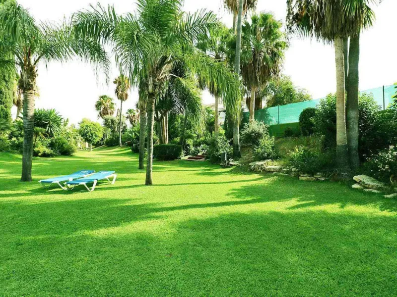 TOWNHOUSE FOR SALE IN ATALAYA | ESTEPONA