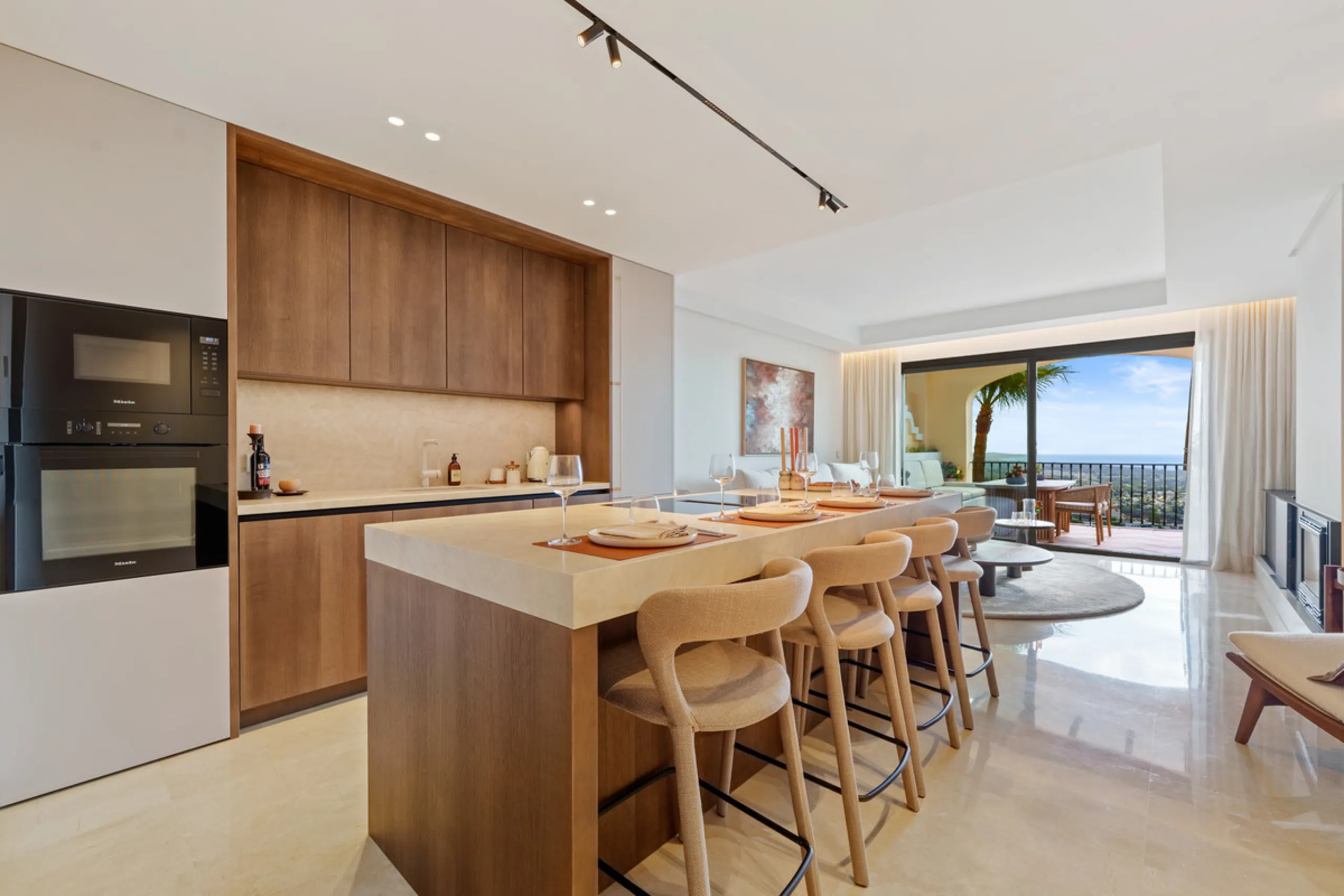 Discover the epitome of luxury living with this exceptional penthouse in Buenavista, La Quinta, perfectly situated to enjoy panoramic views of the sea, mountains and surrounding golf greens. This prime residence features terraces designed for all-season u