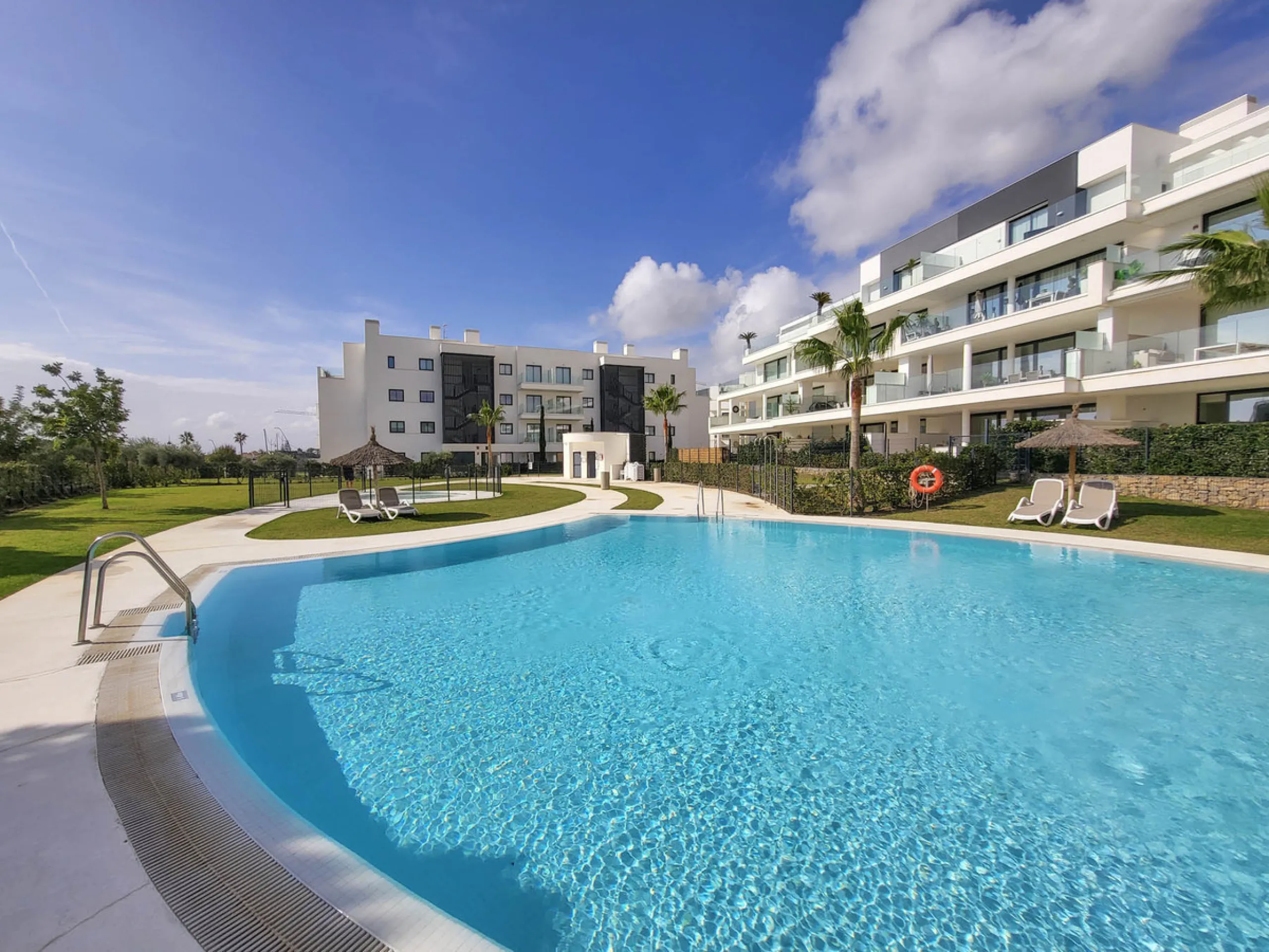 Experience the "Wow" Factor. From the moment you step into this luxurious 3-bedroom apartment, you are greeted by an immediate sense of openness, sophistication, and tranquility. The seamless blend of spacious design and natural light creates a "wow" fact