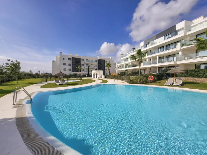 Experience the "Wow" Factor. From the moment you step into this luxurious 3-bedroom apartment, you are greeted by an immediate sense of openness, sophistication, and tranquility. The seamless blend of spacious design and natural light creates a "wow" fact
