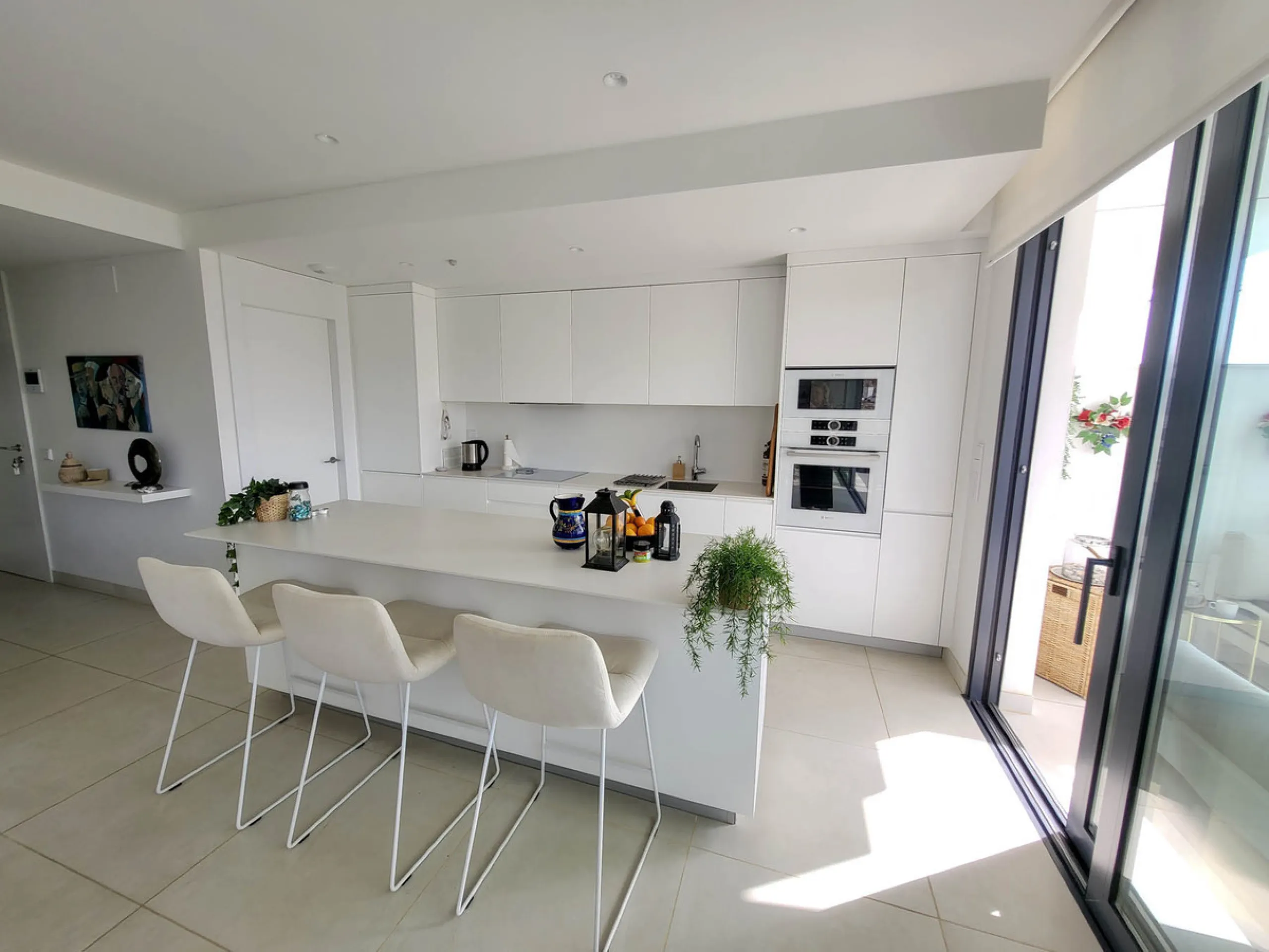 Experience the "Wow" Factor. From the moment you step into this luxurious 3-bedroom apartment, you are greeted by an immediate sense of openness, sophistication, and tranquility. The seamless blend of spacious design and natural light creates a "wow" fact