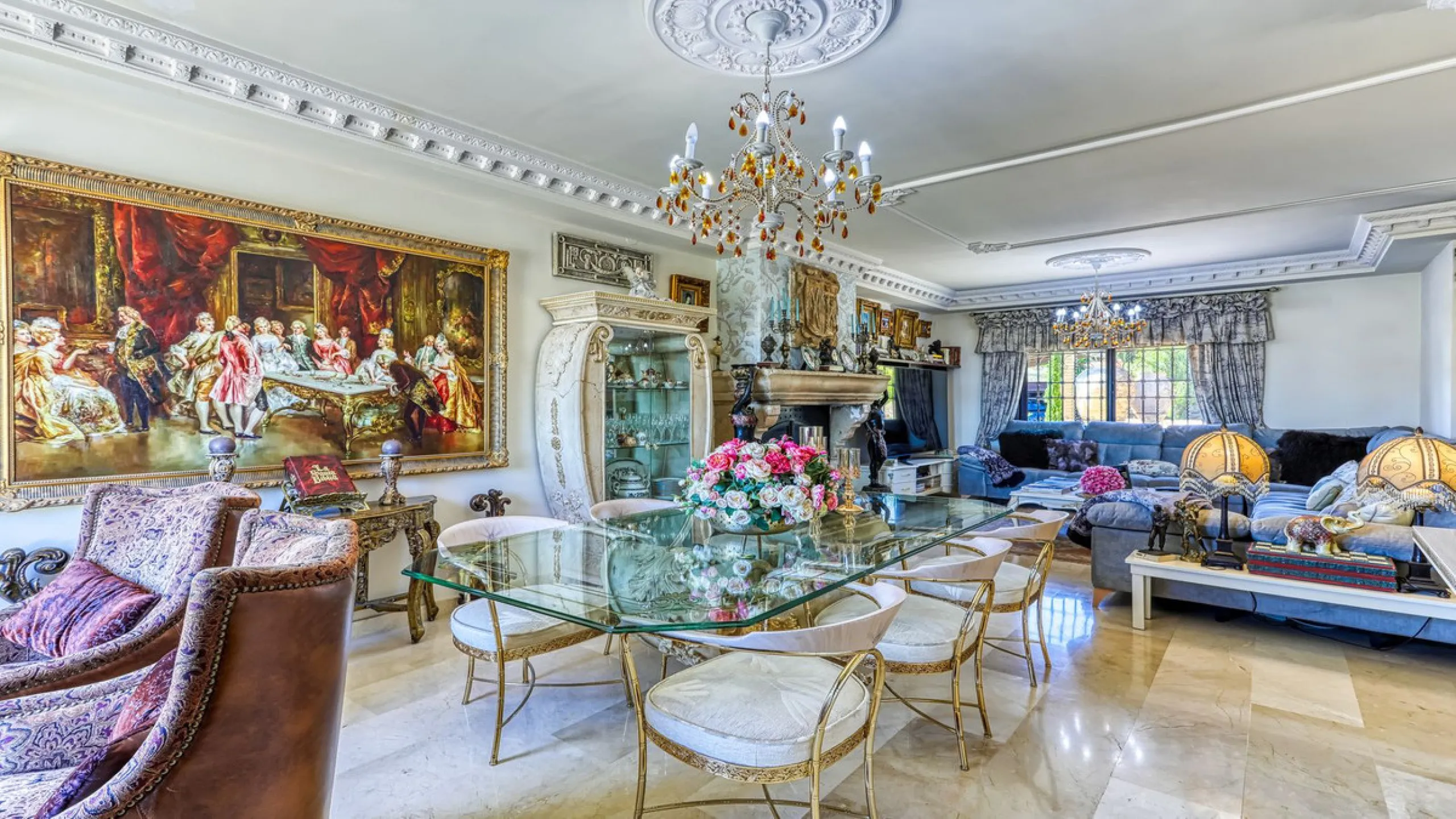 House - Finca - Cortijo в продаже в Alhaurín de la Torre, Málaga. В доме 8 спален и 6 ванных комнат. Площадь дома 659 м². Площадь участка 4613 м²