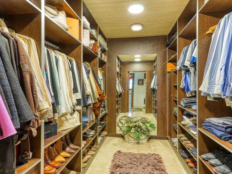 House - Finca - Cortijo в продаже в Alhaurín de la Torre, Málaga. В доме 8 спален и 6 ванных комнат. Площадь дома 659 м². Площадь участка 4613 м²