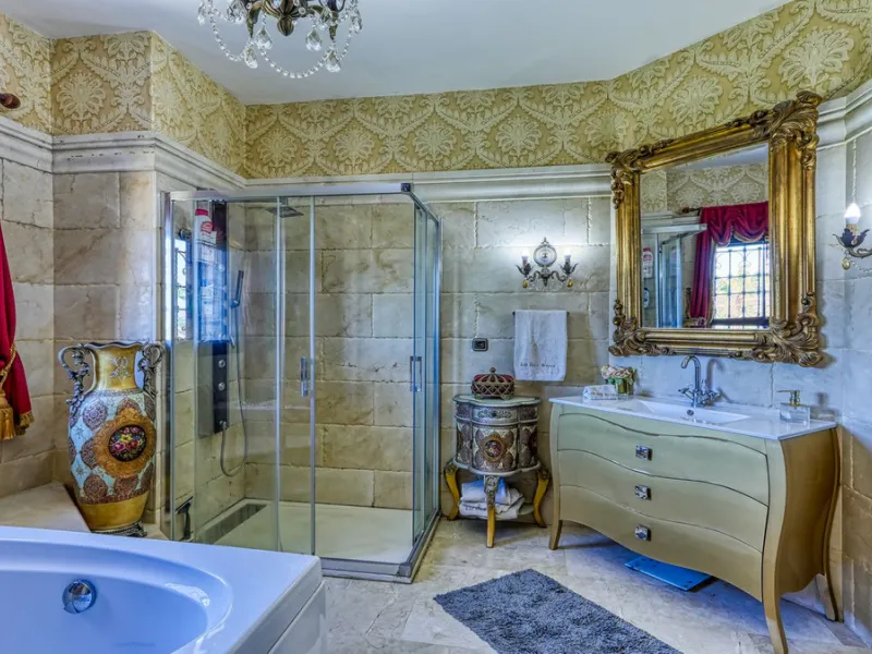 House - Finca - Cortijo в продаже в Alhaurín de la Torre, Málaga. В доме 8 спален и 6 ванных комнат. Площадь дома 659 м². Площадь участка 4613 м²