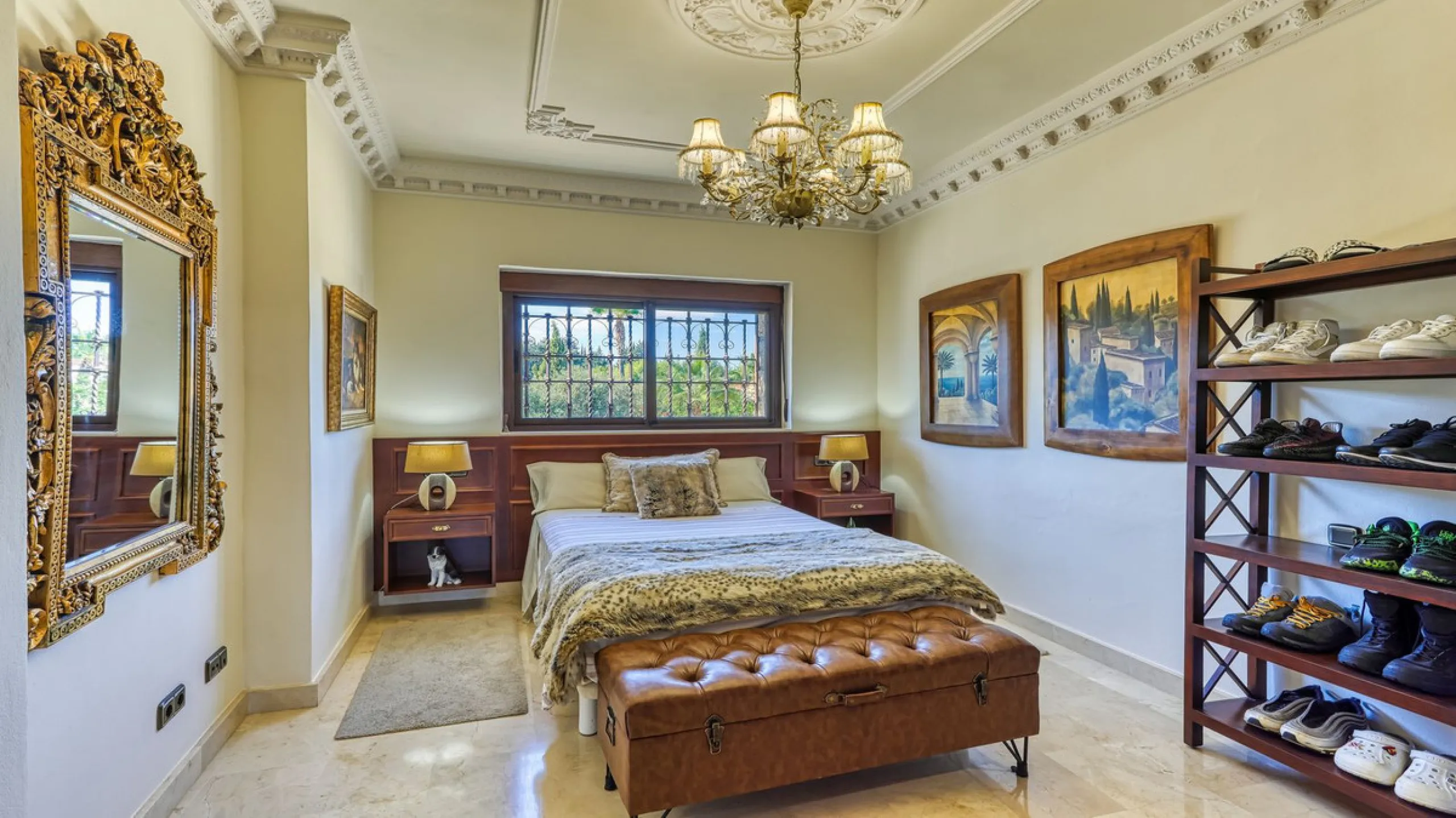 House - Finca - Cortijo в продаже в Alhaurín de la Torre, Málaga. В доме 8 спален и 6 ванных комнат. Площадь дома 659 м². Площадь участка 4613 м²