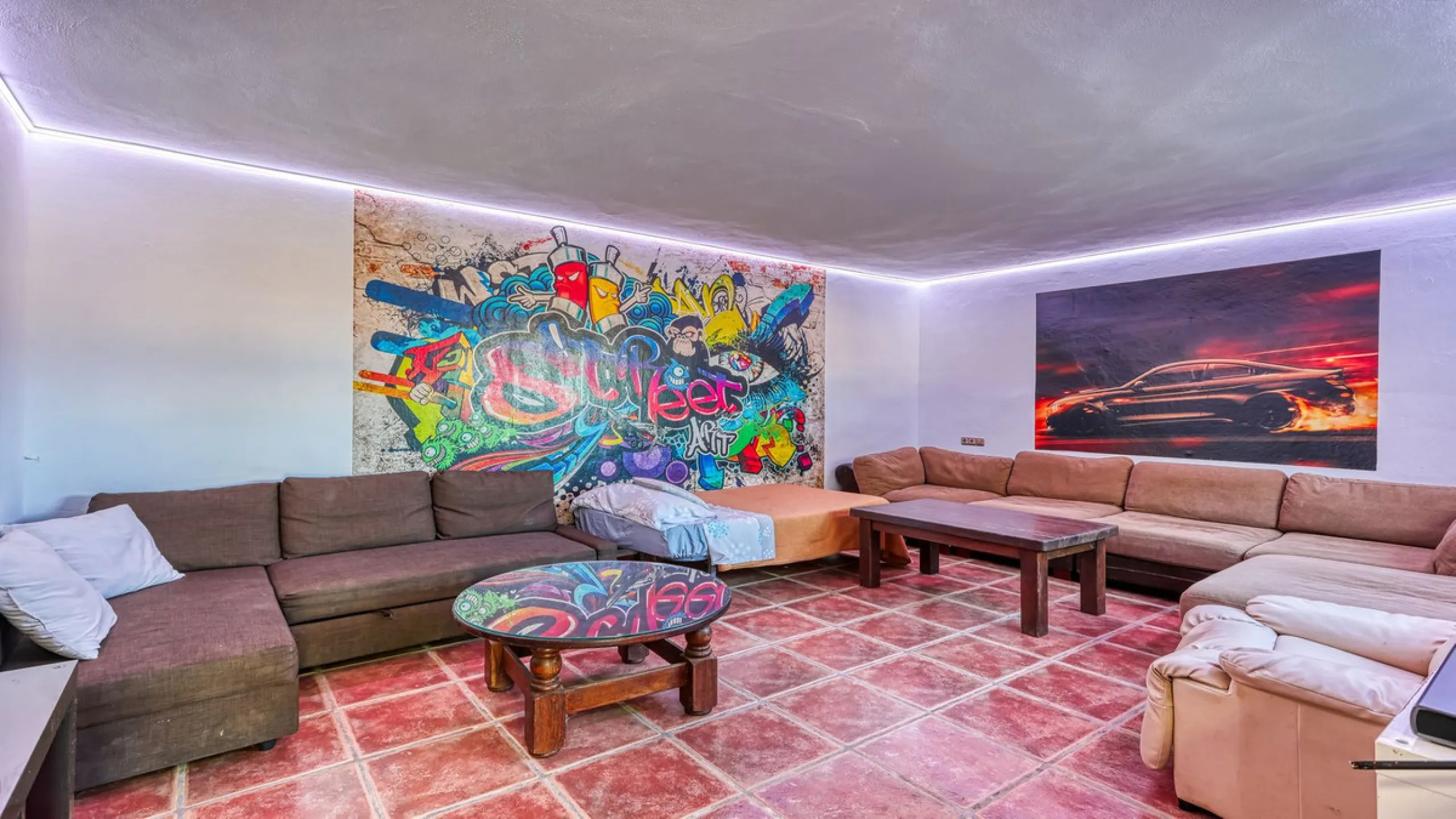 House - Finca - Cortijo в продаже в Alhaurín de la Torre, Málaga. В доме 8 спален и 6 ванных комнат. Площадь дома 659 м². Площадь участка 4613 м²