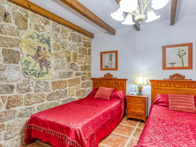 House - Finca - Cortijo в продаже в Alhaurín de la Torre, Málaga. В доме 8 спален и 6 ванных комнат. Площадь дома 659 м². Площадь участка 4613 м²