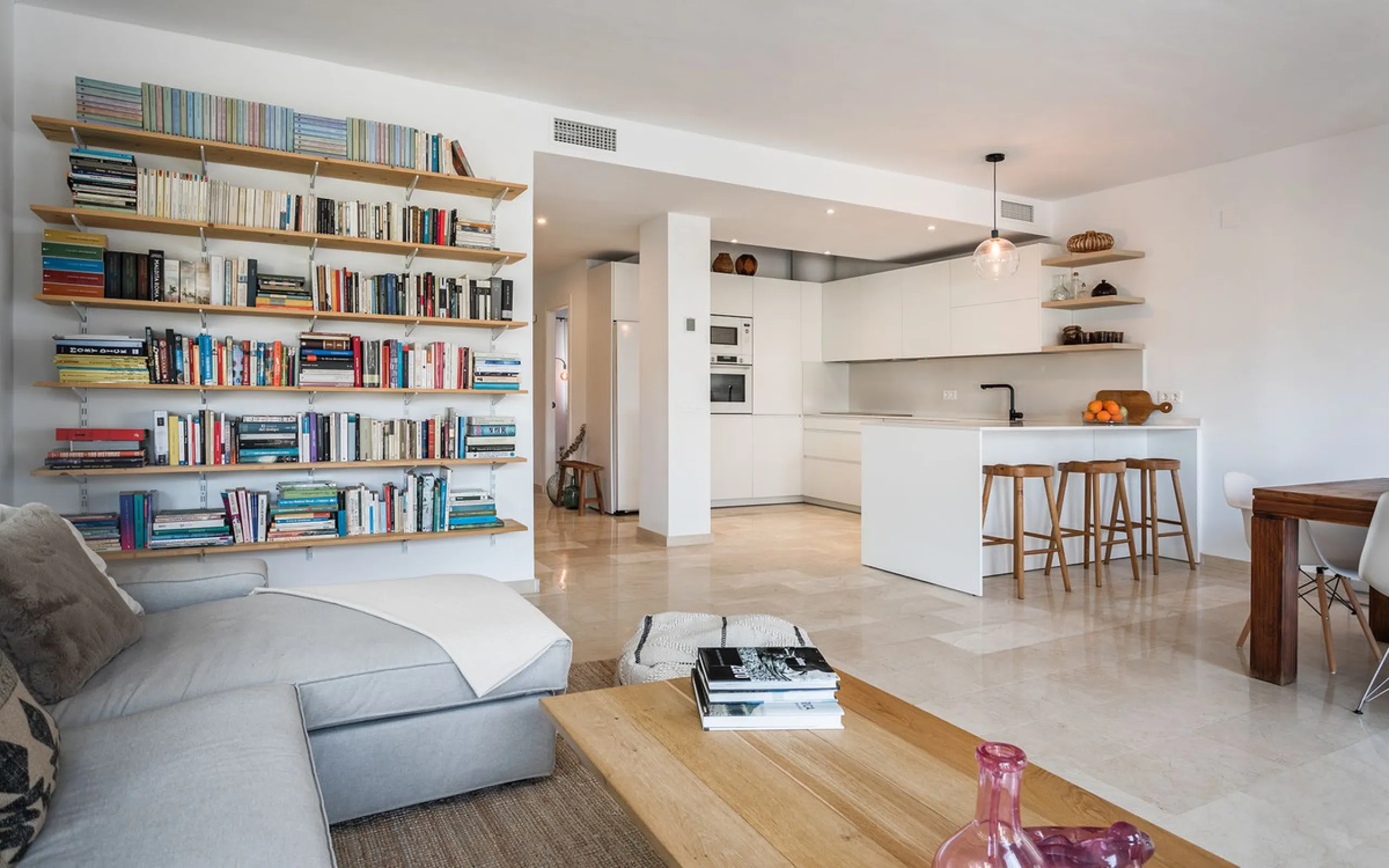 House - Townhouse в продаже в Benahavís, Málaga. В доме 4 спален и 4 ванных комнат. Площадь дома 283 м²