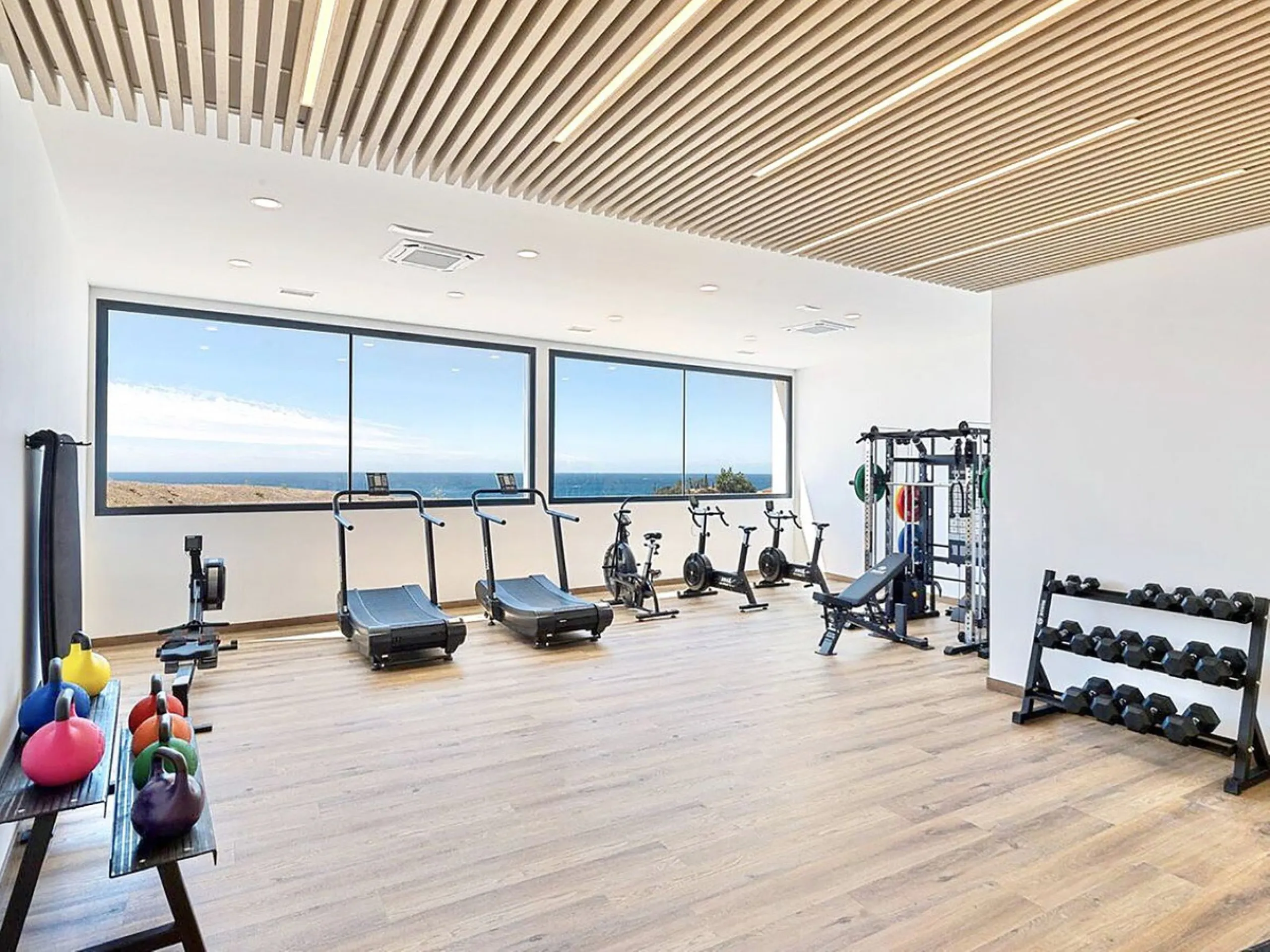 REDUCED - Stunning 2 bed duplex Penthouse only 100m to beach, shops & restaurants, with breathtaking 180º Mediterranean sea views. Set in exclusive El Higueron luxury Sports / Spa community with own beach Club.