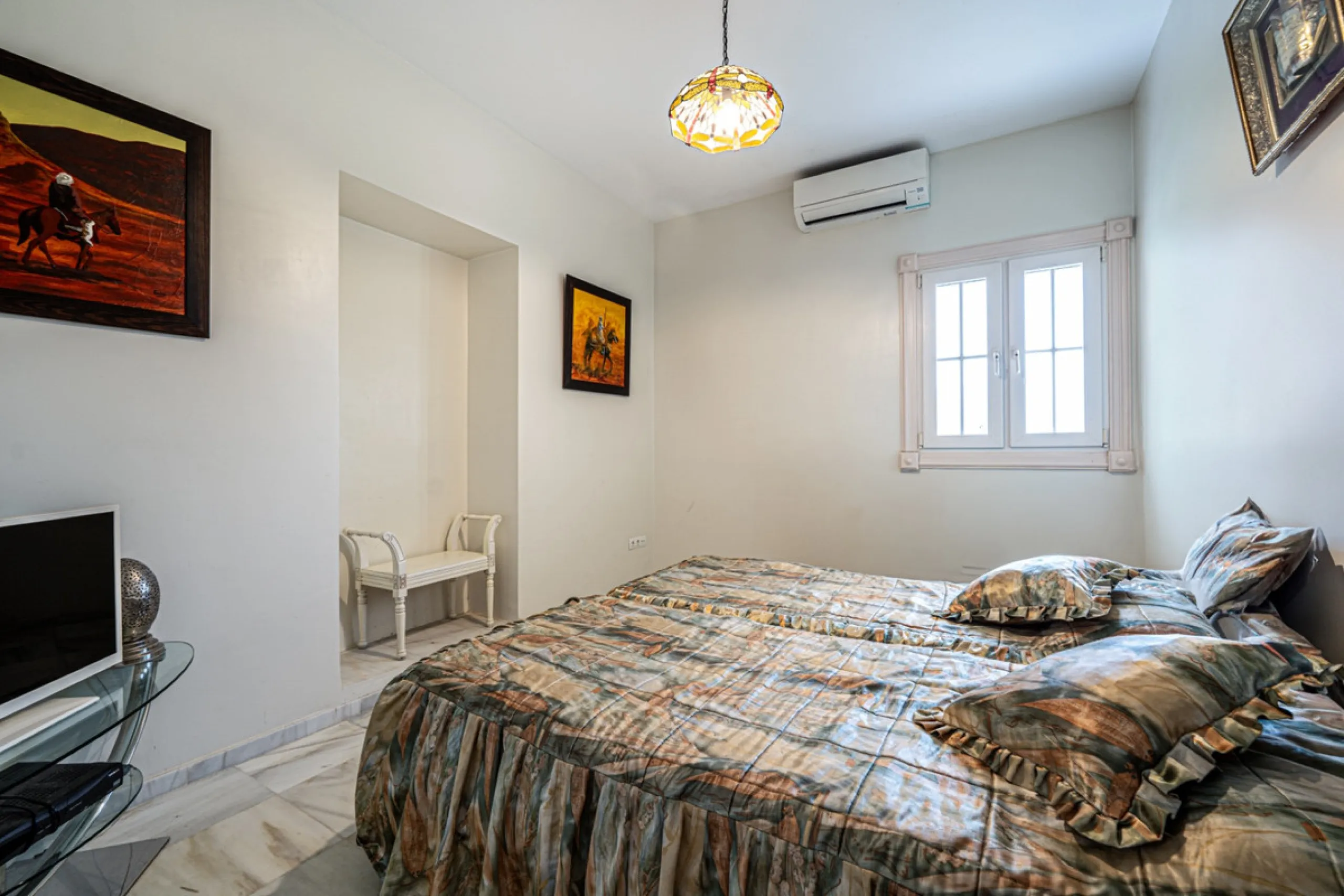 House - Finca - Cortijo в продаже в Pizarra, Málaga. В доме 4 спален и 3 ванных комнат. Площадь дома 589 м². Площадь участка 136151 м²