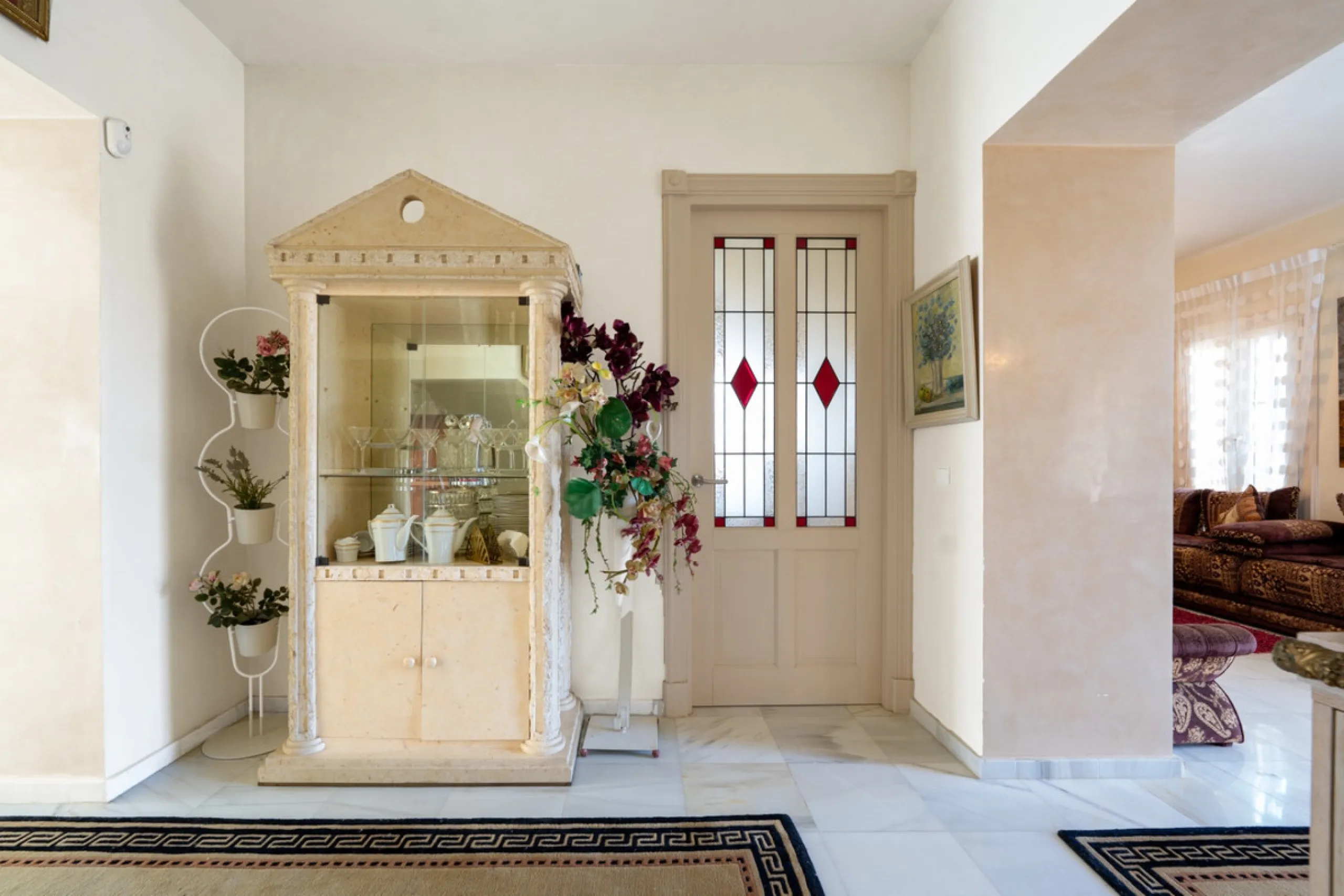 House - Finca - Cortijo в продаже в Pizarra, Málaga. В доме 4 спален и 3 ванных комнат. Площадь дома 589 м². Площадь участка 136151 м²