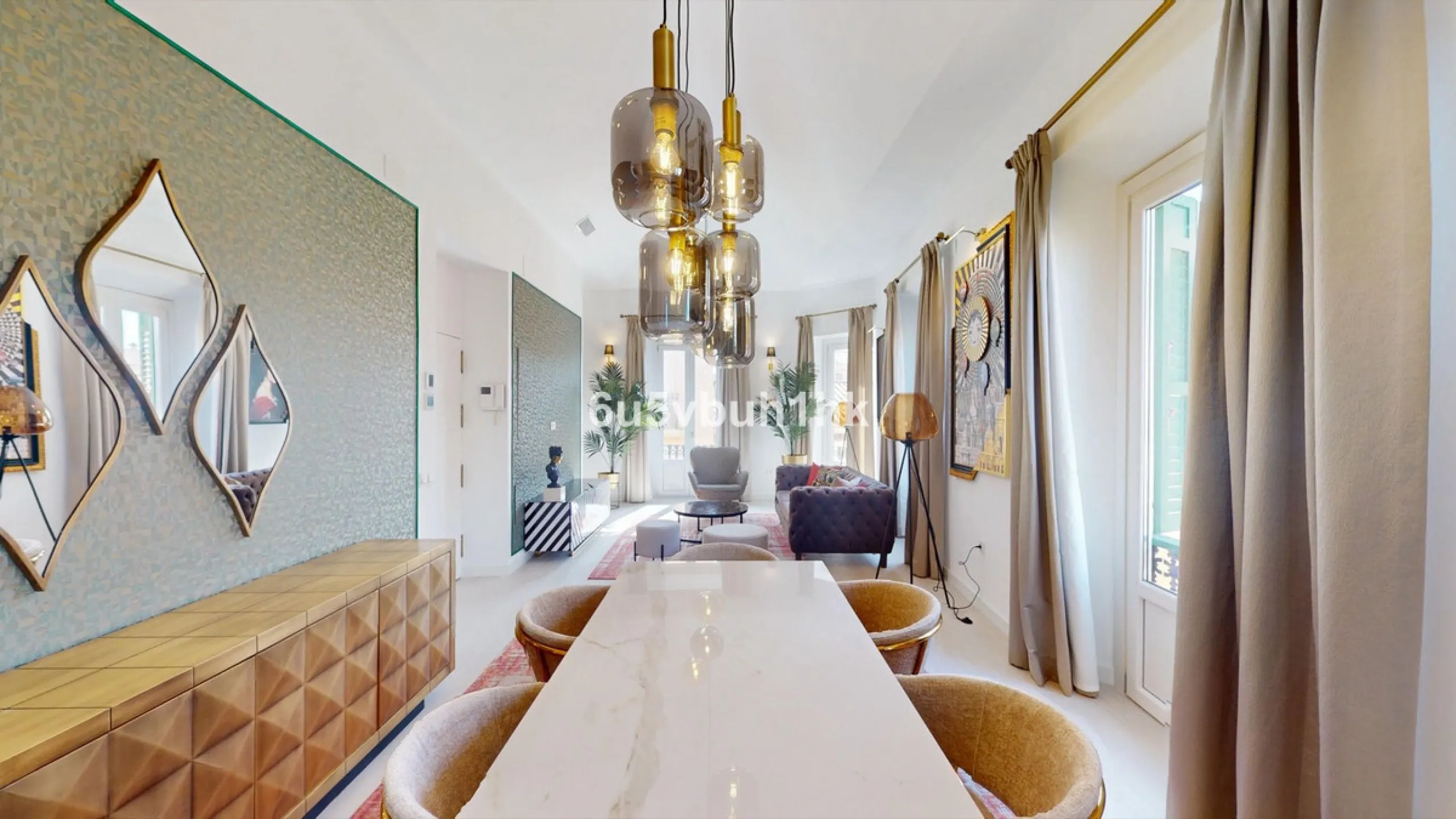 Discover sophisticated city living in this fully renovated penthouse, located in the very heart of Málaga's historic centre. Designed for those who appreciate refined aesthetics, comfort, and tranquillity, this home offers a private retreat in one of the 