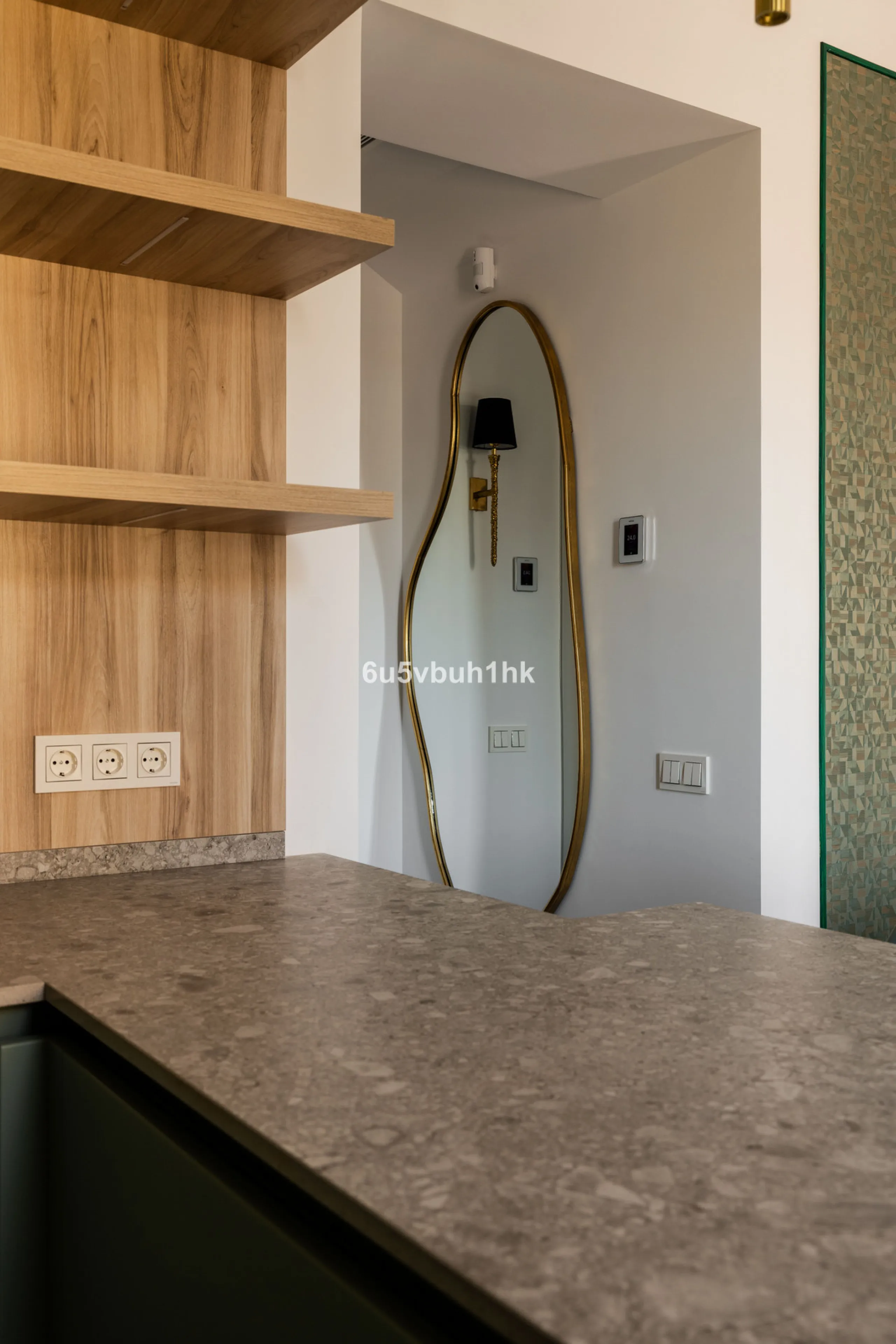 Discover sophisticated city living in this fully renovated penthouse, located in the very heart of Málaga's historic centre. Designed for those who appreciate refined aesthetics, comfort, and tranquillity, this home offers a private retreat in one of the 