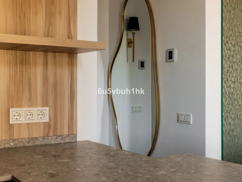 Discover sophisticated city living in this fully renovated penthouse, located in the very heart of Málaga's historic centre. Designed for those who appreciate refined aesthetics, comfort, and tranquillity, this home offers a private retreat in one of the 