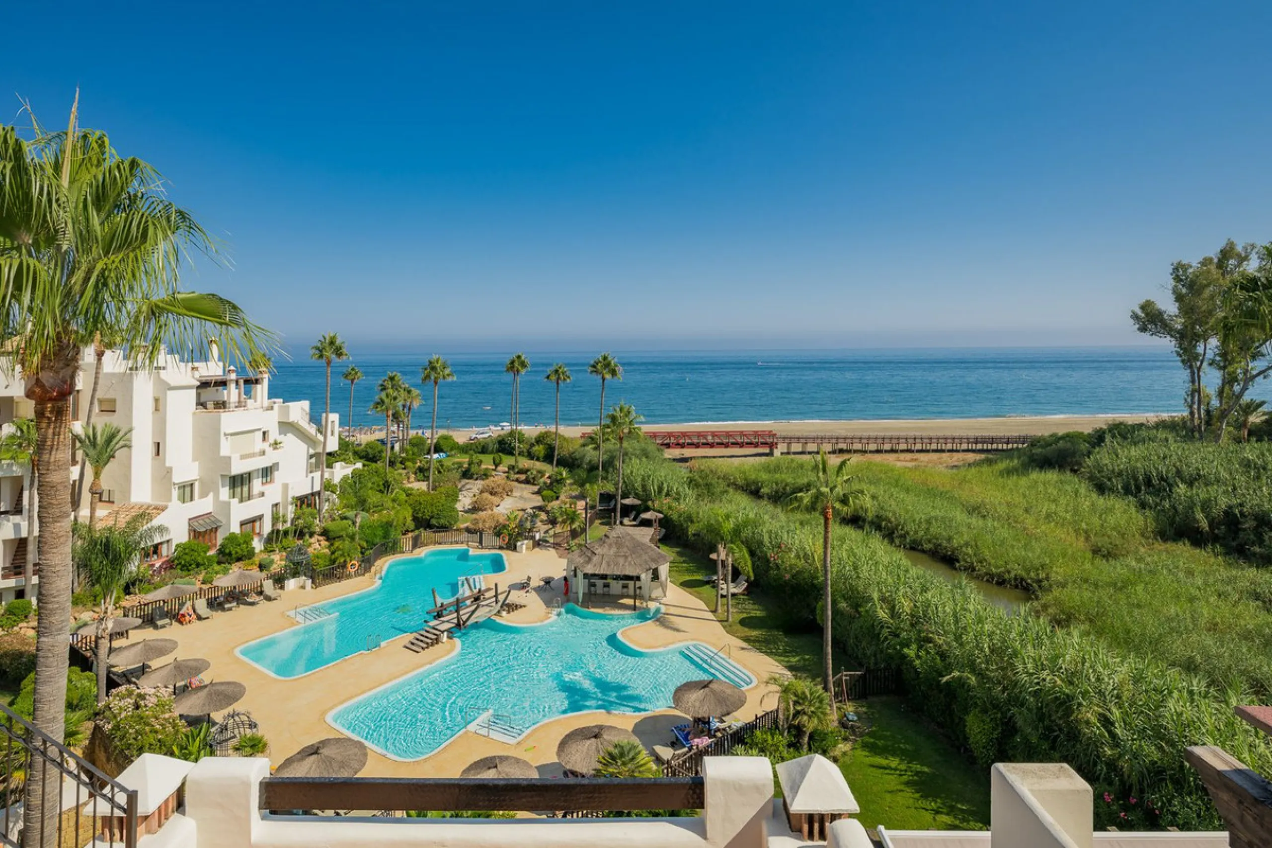 Stunning Beachfront Penthouse located on the New Golden Mile, Estepona