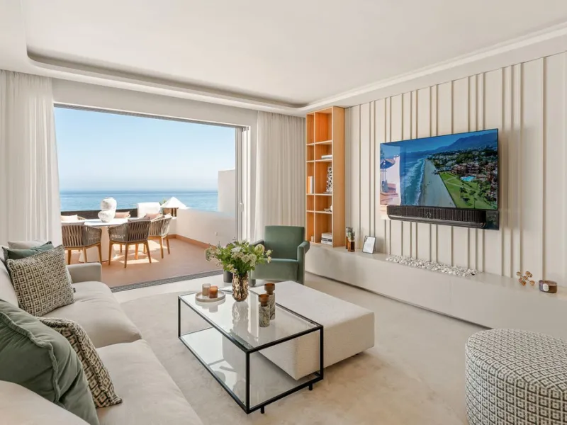 Stunning Beachfront Penthouse located on the New Golden Mile, Estepona