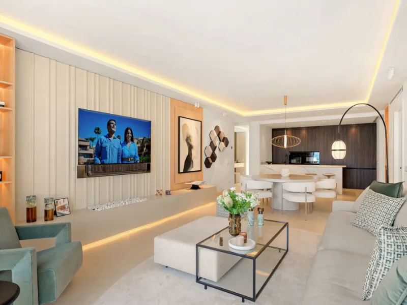 Stunning Beachfront Penthouse located on the New Golden Mile, Estepona