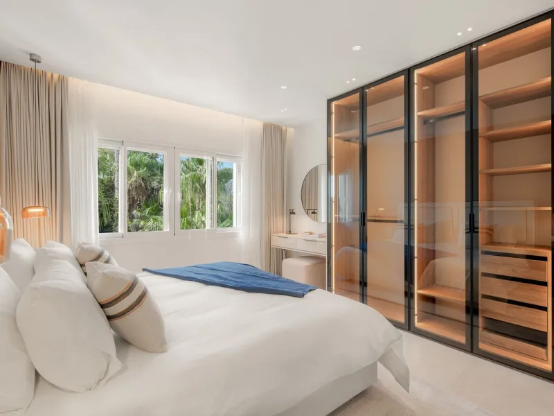 Stunning Beachfront Penthouse located on the New Golden Mile, Estepona