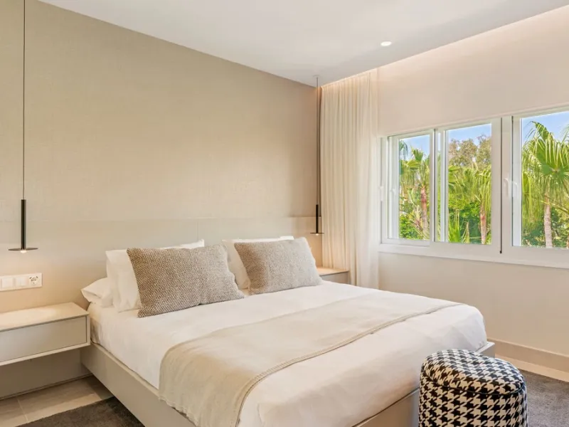 Stunning Beachfront Penthouse located on the New Golden Mile, Estepona