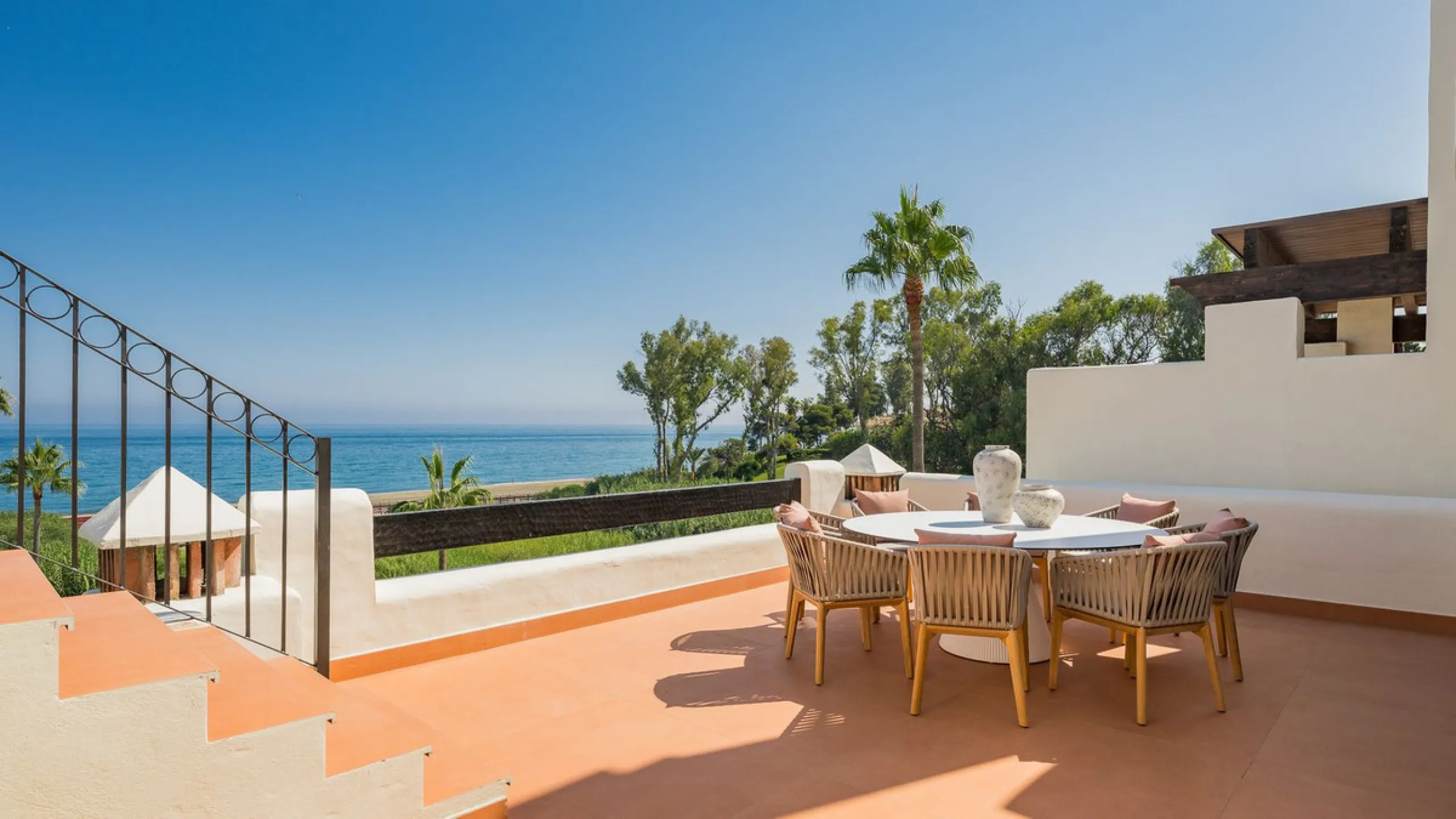 Stunning Beachfront Penthouse located on the New Golden Mile, Estepona