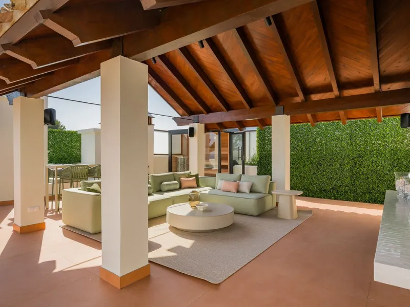 Stunning Beachfront Penthouse located on the New Golden Mile, Estepona