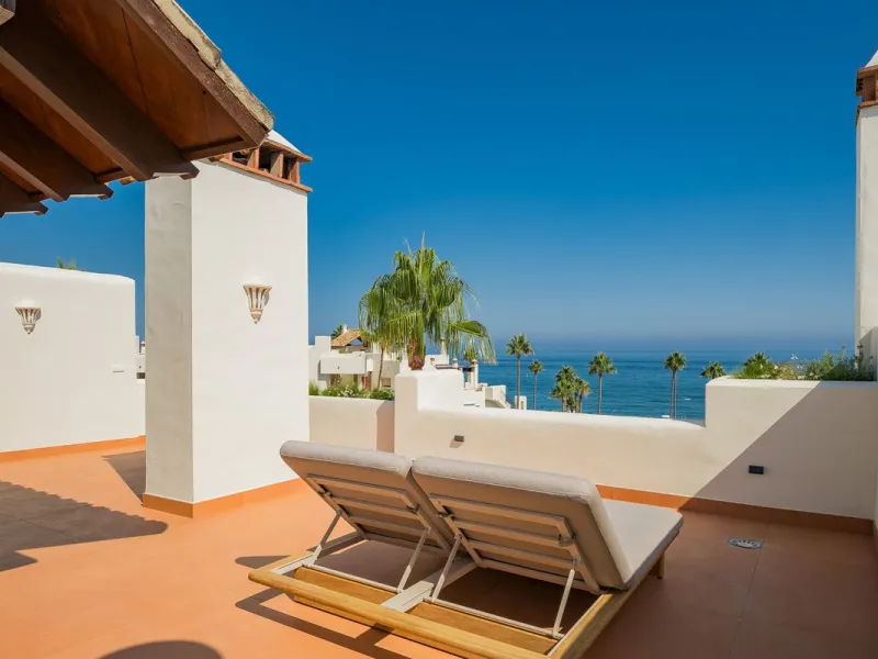 Stunning Beachfront Penthouse located on the New Golden Mile, Estepona