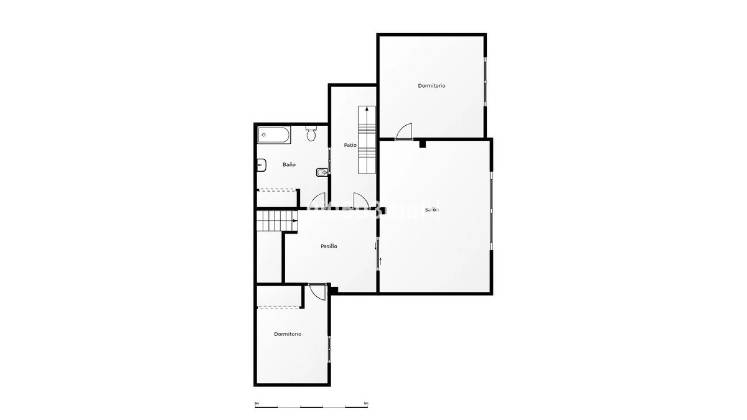 Discover this charming 180m2 house, according to the land registry, ideal for those seeking a customizable project.