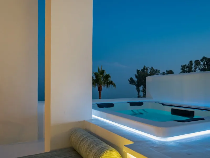 Stunning Beachfront Penthouse located on the New Golden Mile, Estepona
