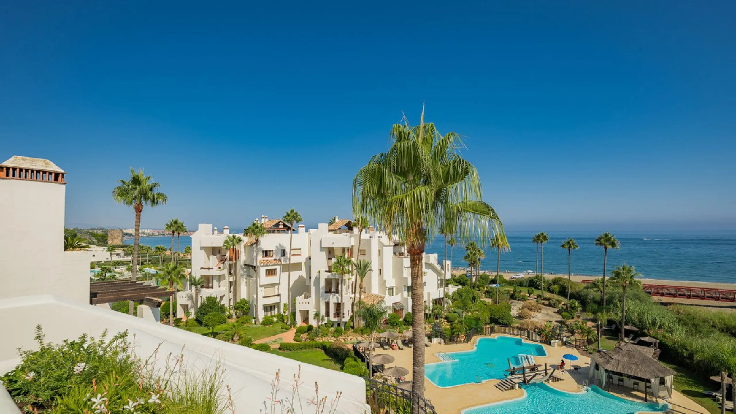 Stunning Beachfront Penthouse located on the New Golden Mile, Estepona