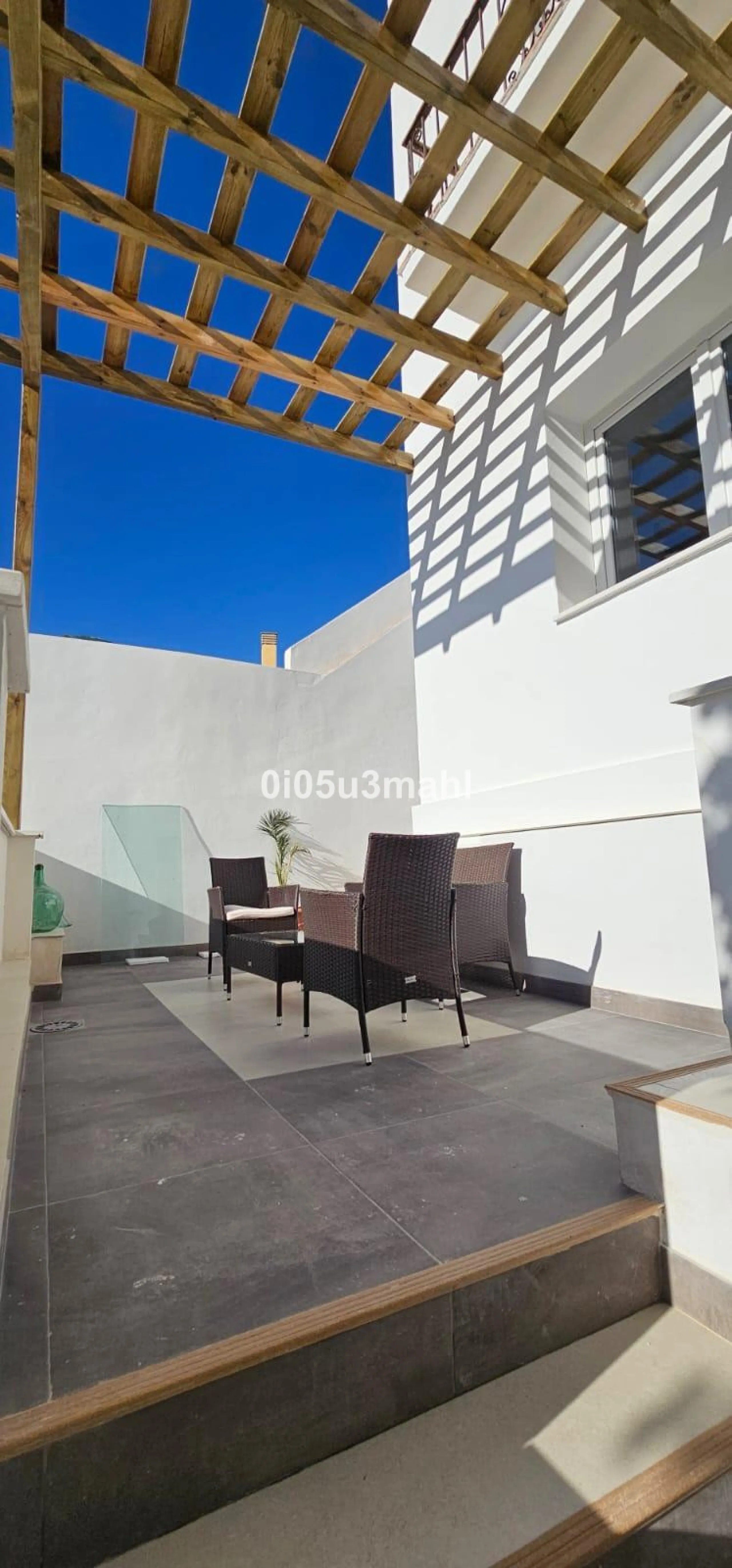 Spectacular brand-new home for sale. It is designed to meet different needs: either as a primary residence,tourist rental housing, an office, or a co-living house. It has four suites with separate bathrooms. A large living-dining room with a separate but 