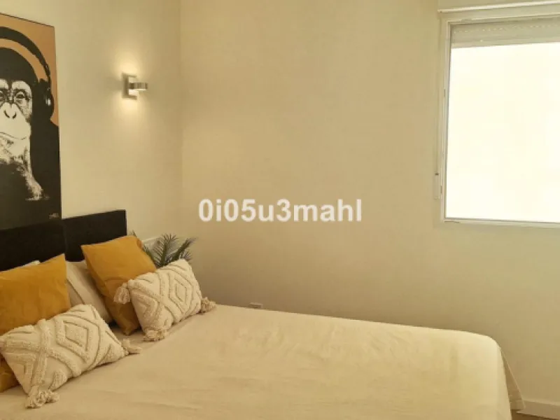 Spectacular brand-new home for sale. It is designed to meet different needs: either as a primary residence,tourist rental housing, an office, or a co-living house. It has four suites with separate bathrooms. A large living-dining room with a separate but 