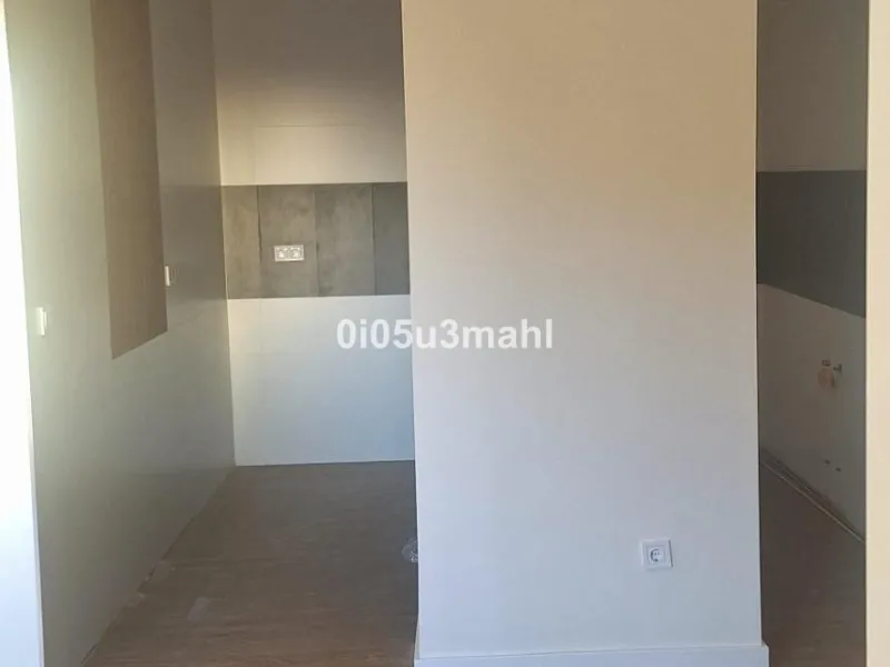 Spectacular brand-new home for sale. It is designed to meet different needs: either as a primary residence,tourist rental housing, an office, or a co-living house. It has four suites with separate bathrooms. A large living-dining room with a separate but 