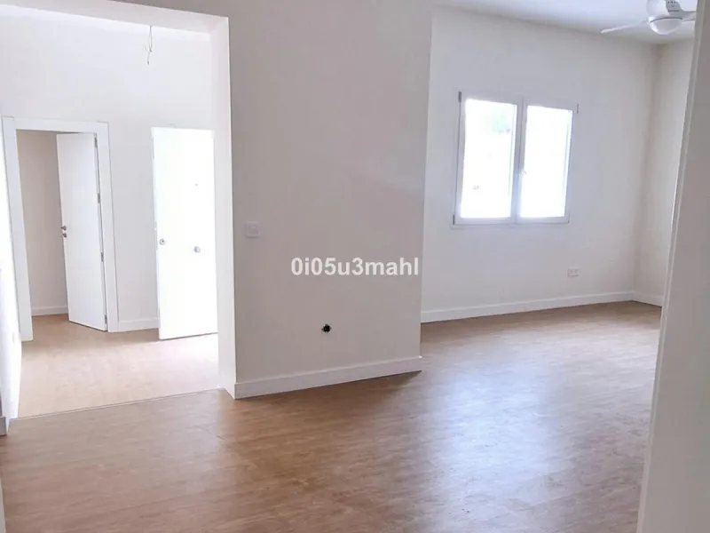 Spectacular brand-new home for sale. It is designed to meet different needs: either as a primary residence,tourist rental housing, an office, or a co-living house. It has four suites with separate bathrooms. A large living-dining room with a separate but 