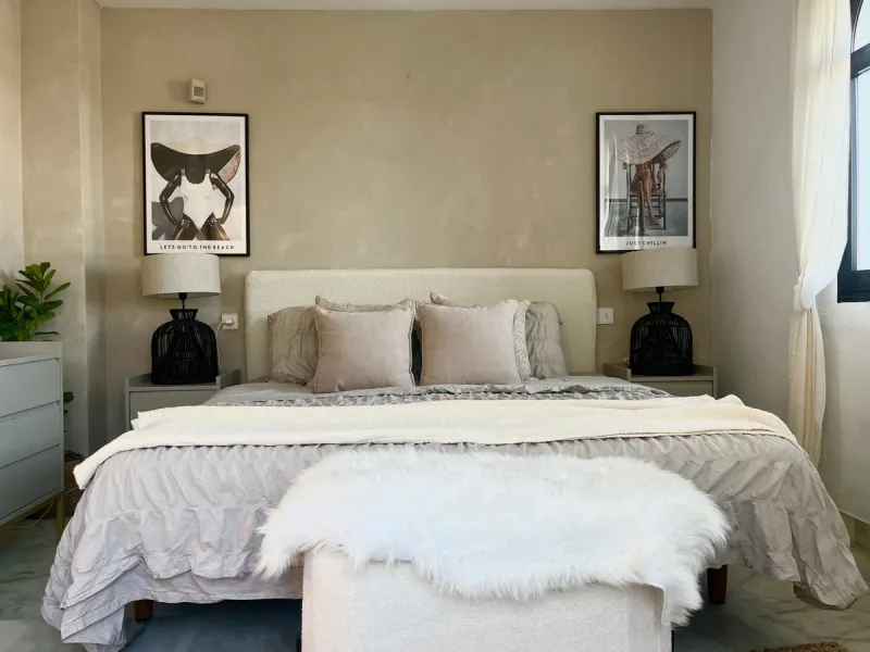 This charming 2-bedroom, 2-bathroom townhouse is ideally located just a 2-minute walk from the beautiful beach of Costalita. Nestled in a tranquil, well-maintained community, it offers easy access to nearby amenities, including shops, restaurants, and ser