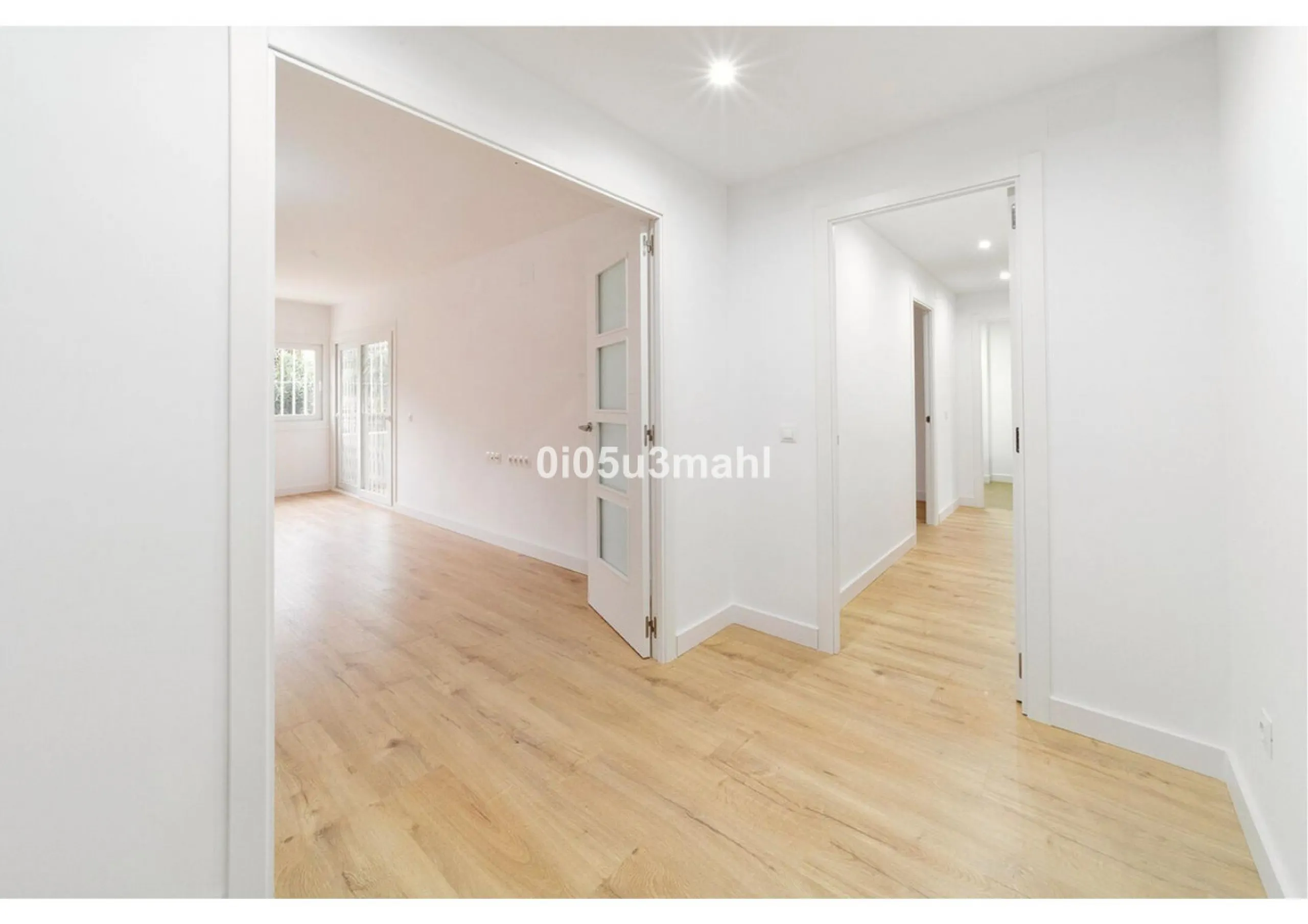 Apartment - Middle Floor Apartment в продаже в Málaga, Málaga. В доме 3 спален и 2 ванных комнат. Площадь дома 144 м²