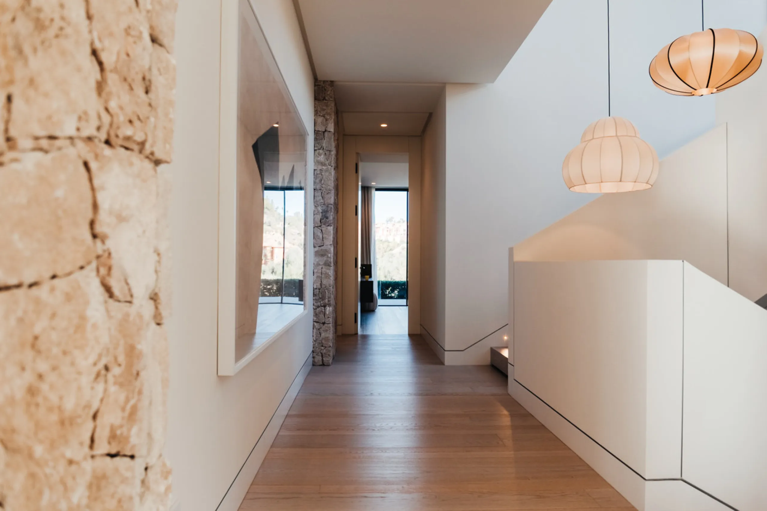 Welcome to a stunning property in The Hills, an exclusive neighborhood perched on La Quinta's cliffside. Overlooking the Mediterranean Sea, Puerto Banús, and San Pedro, this villa boasts incredible 200-degree views reaching all the way to Gibraltar and No