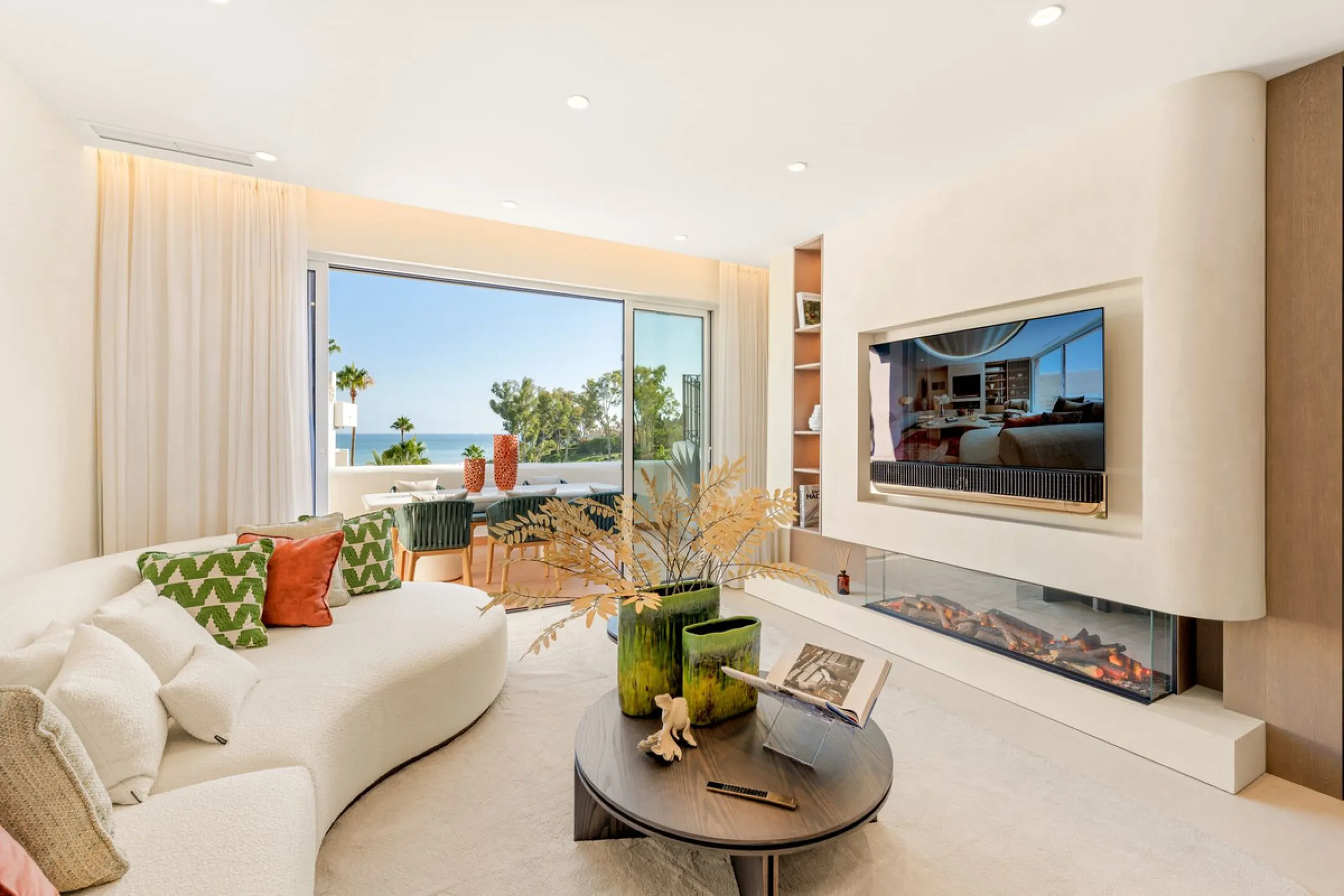 Exclusive Duplex Penthouse with Spectacular Sea Views in Estepona's New Golden Mile