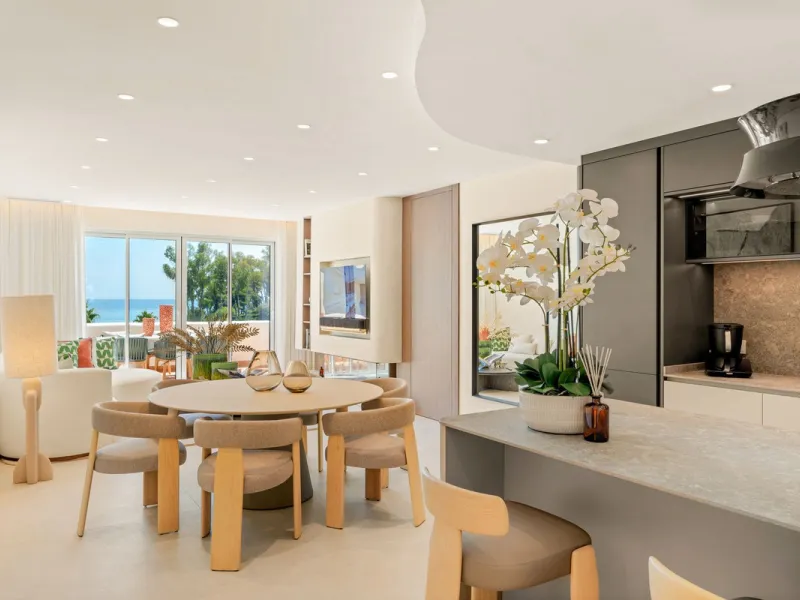 Exclusive Duplex Penthouse with Spectacular Sea Views in Estepona's New Golden Mile