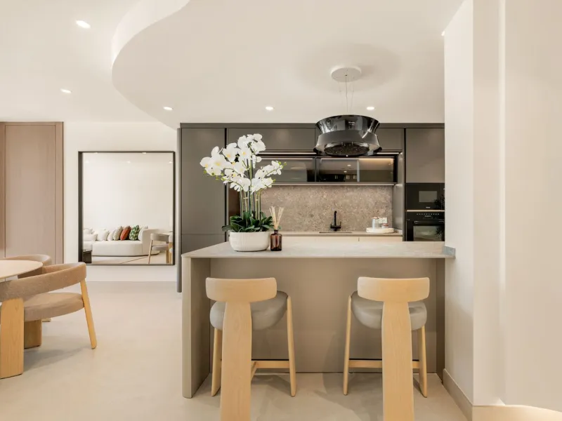 Exclusive Duplex Penthouse with Spectacular Sea Views in Estepona's New Golden Mile