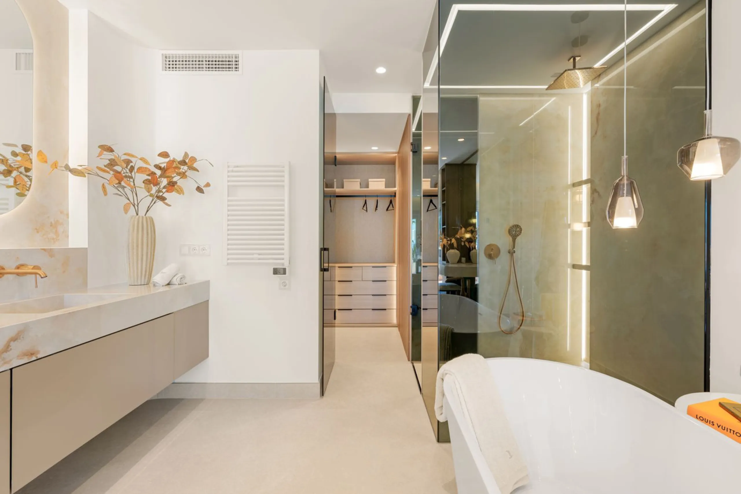 Exclusive Duplex Penthouse with Spectacular Sea Views in Estepona's New Golden Mile