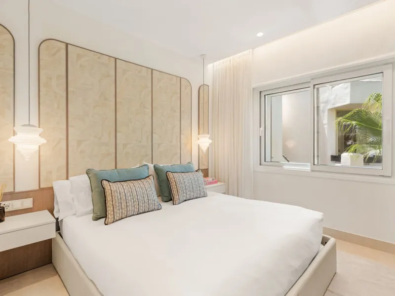 Exclusive Duplex Penthouse with Spectacular Sea Views in Estepona's New Golden Mile